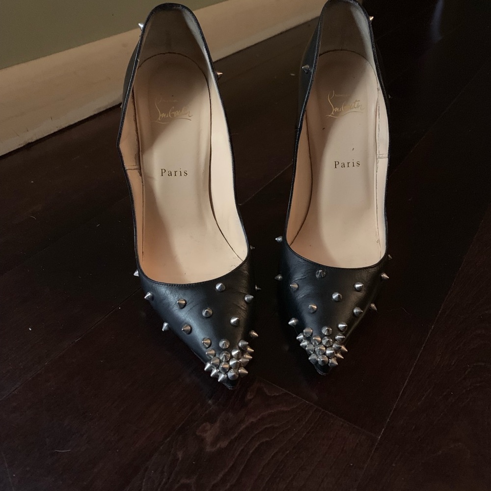 Authentic Christian Louboutin pumps